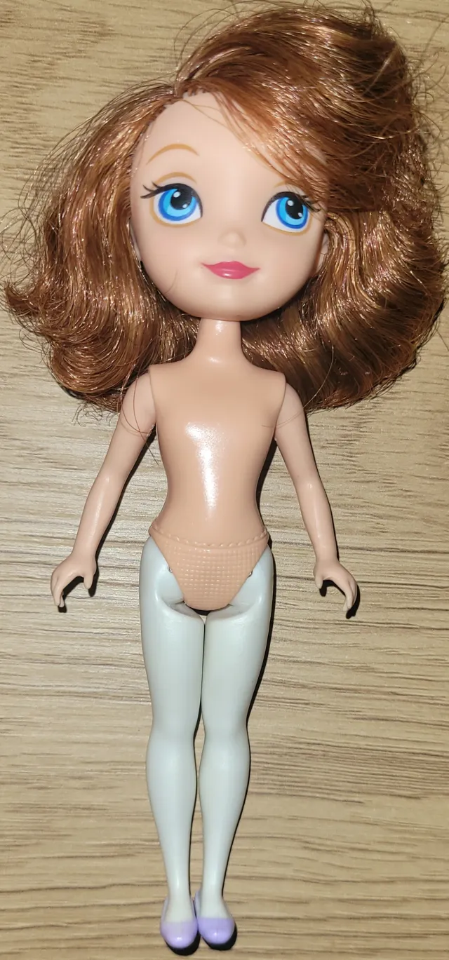 Liten Sofia den Første-dukke  12cm