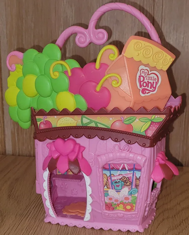 My Little Pony -Ponyville Supermarket Store