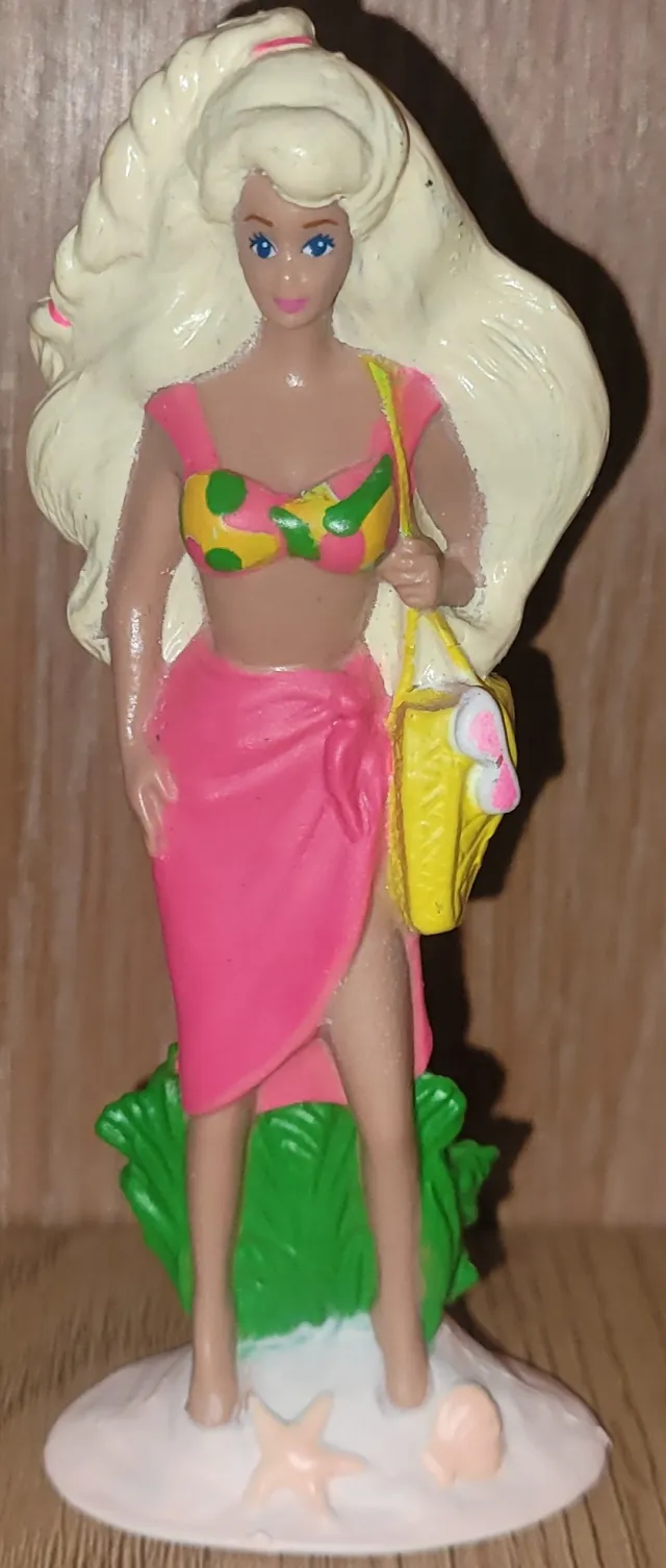 McDonalds Happy Meal Barbie Hawaiian Fun