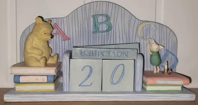Ole Brumm dekorasjon - kalender - barnerom