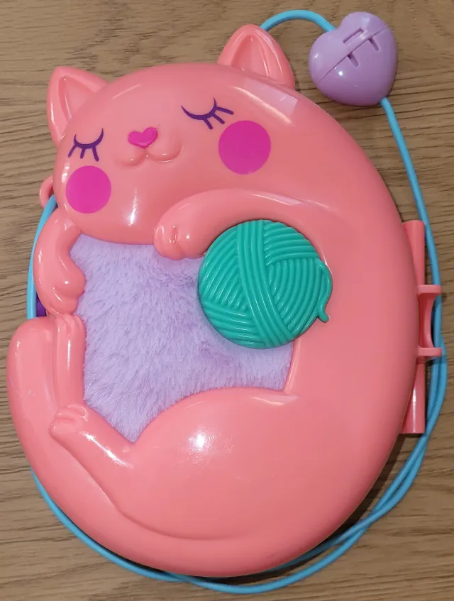 Polly Pocket  katt mellomstor lekekompakt