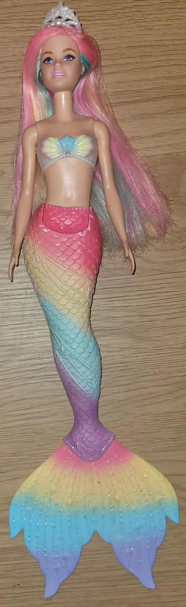 Barbie Dreamtopia havfruedukke fargeskiftende