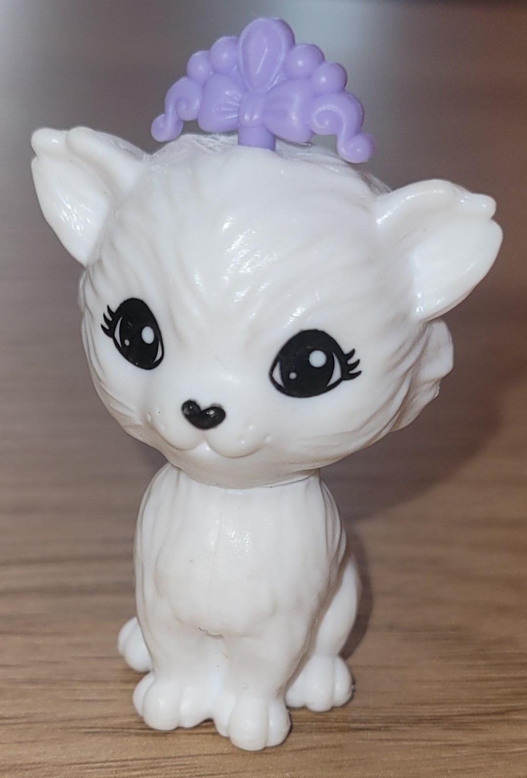 Barbie liten hund med tiara 4cm