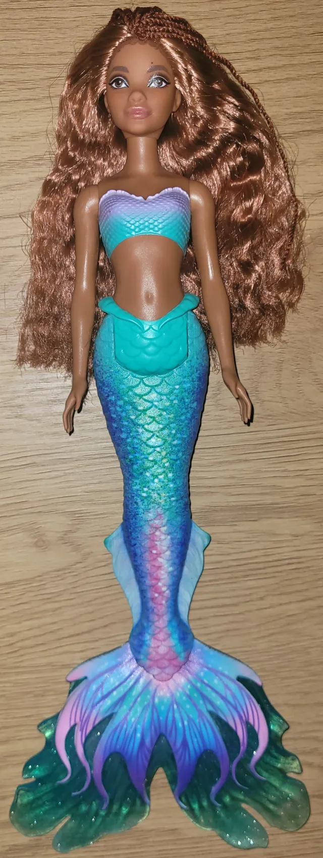 Den Lille Havfruen Halle Bailey Ariel dukke 36cm