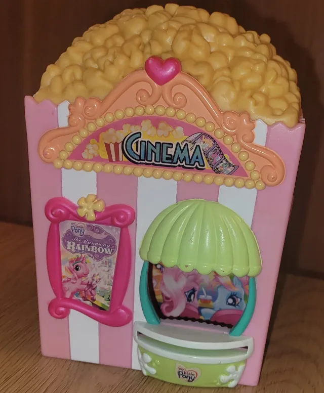 My Little Pony - Ponyville lekehus kino