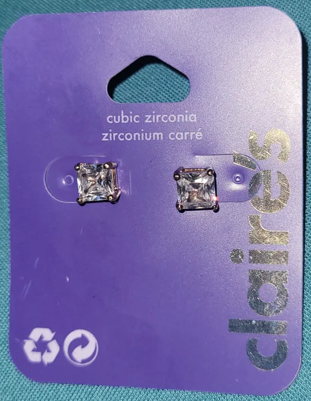 Øredobber med  cubic zirconia firkantede Claire's ubrukt med tagg