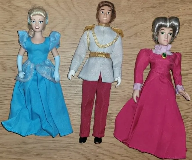 Disney porselensdukker Askepott, Prinsen, Stemor De Agostini 2004