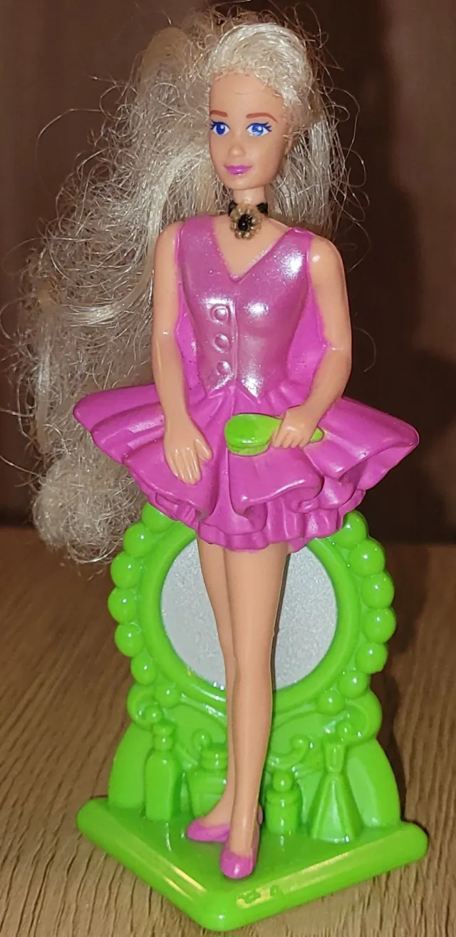 McDonalds Happy Meal Barbie med rosa kjole 1995