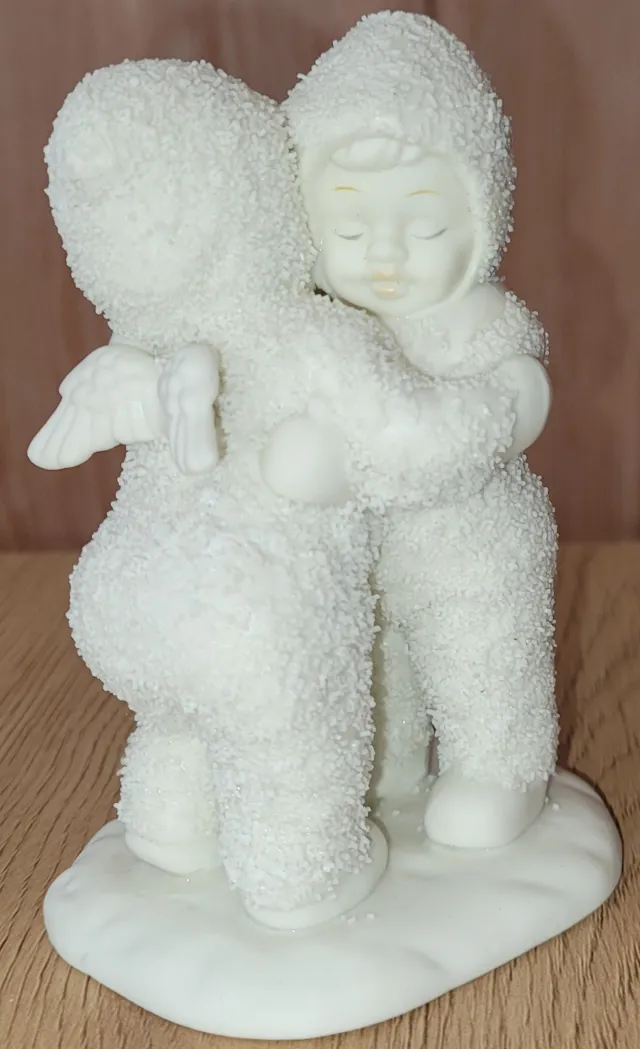 Snowbabies "I need a Hug"