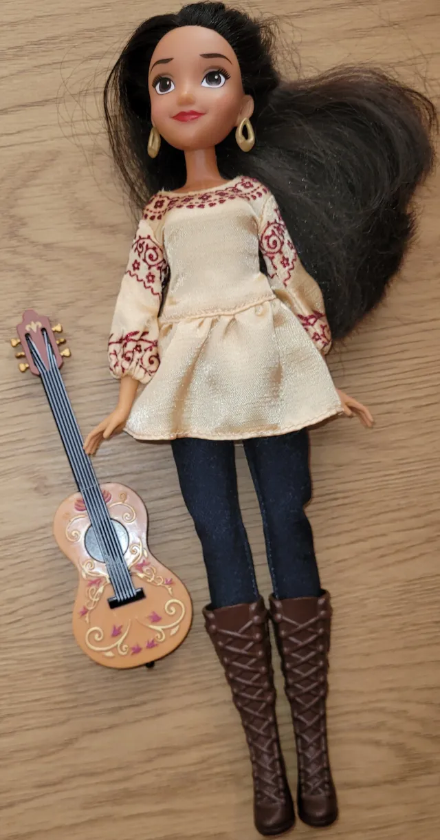 Disney Elena of Avalor dukke 27cm
