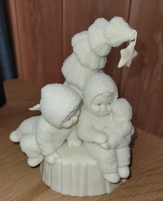 Snowbabies "I'll Love You Always"