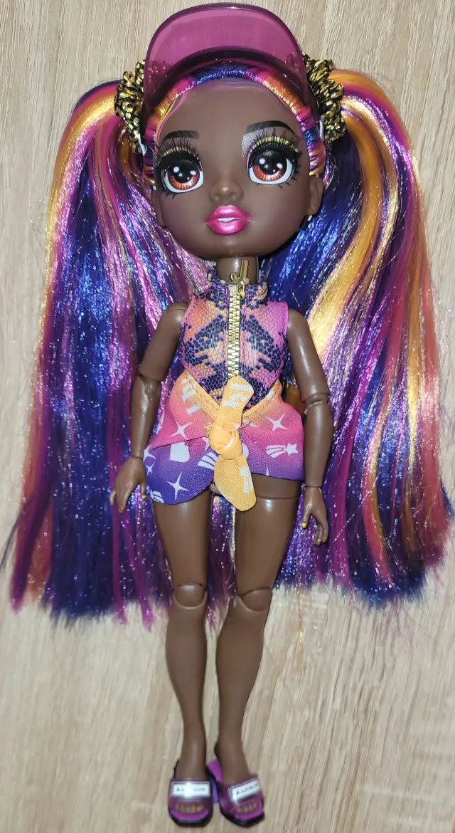 Rainbow High Phaedra Westward 30cm