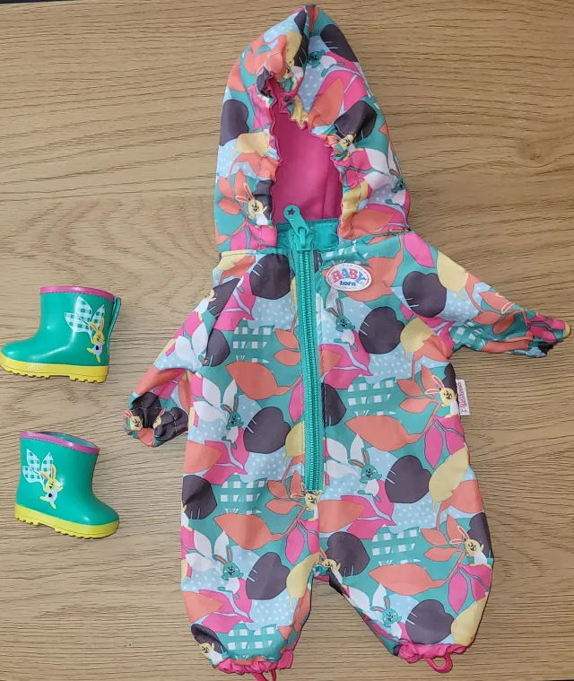 Kjeledress og støvler til Baby Born 43cm