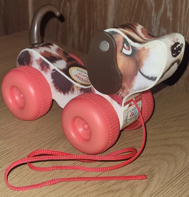 Fisher-Price dra-leke retro hund - reproduksjon av 60talls favoritt