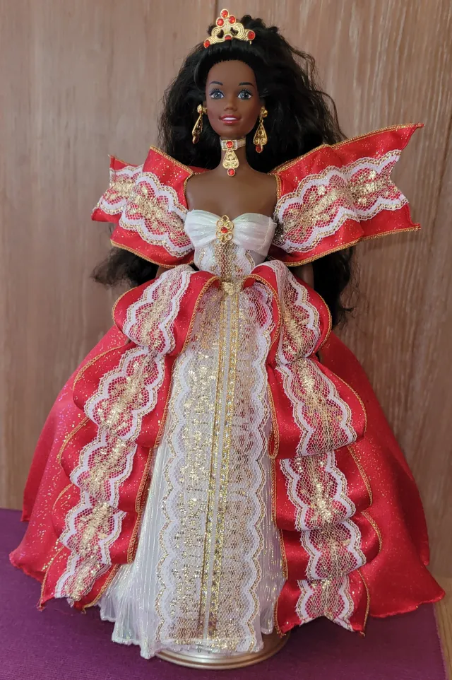 Barbie Happy Holidays Special Edition 1997