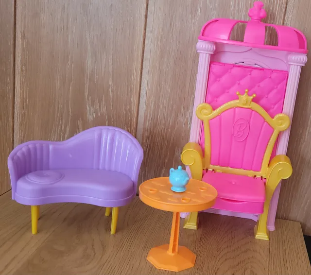 Barbie Dreamtopia - dukkemøbler fra bærbart slott
