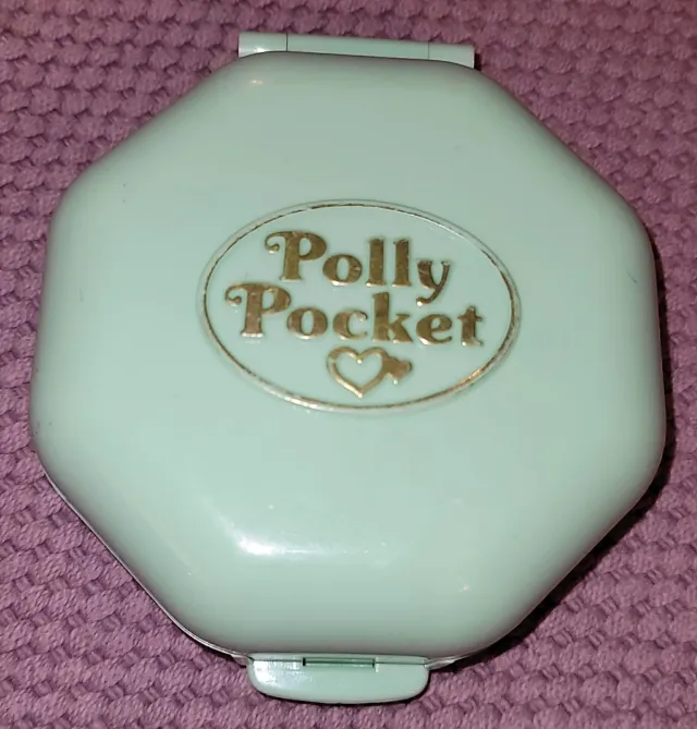Bluebird Polly Pocket "Polly's School" 1990