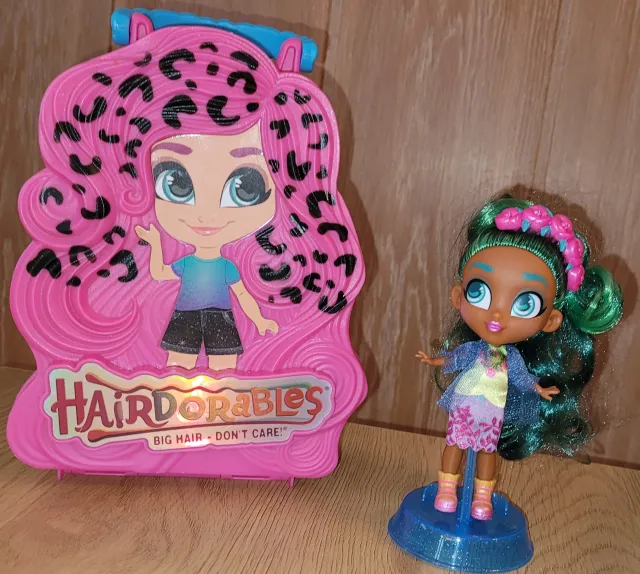Hairdorables "Saige"-dukke, Forget-Me-Not
