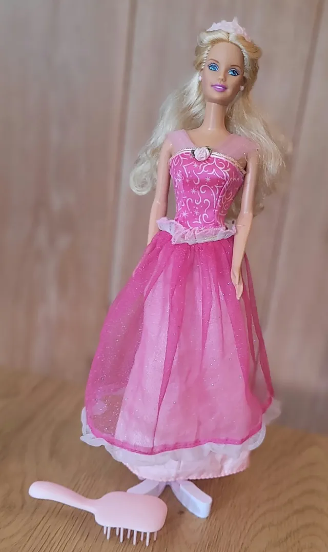 Barbie prinsessedukke "Pretty Princess" 2001