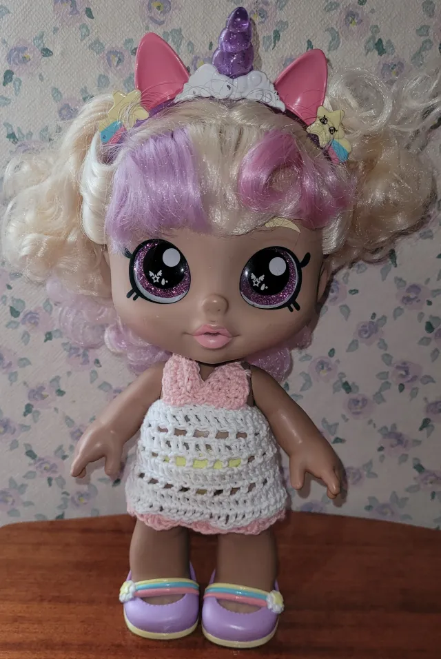 Kindi Kids "Mystabella"-dukke 28cm