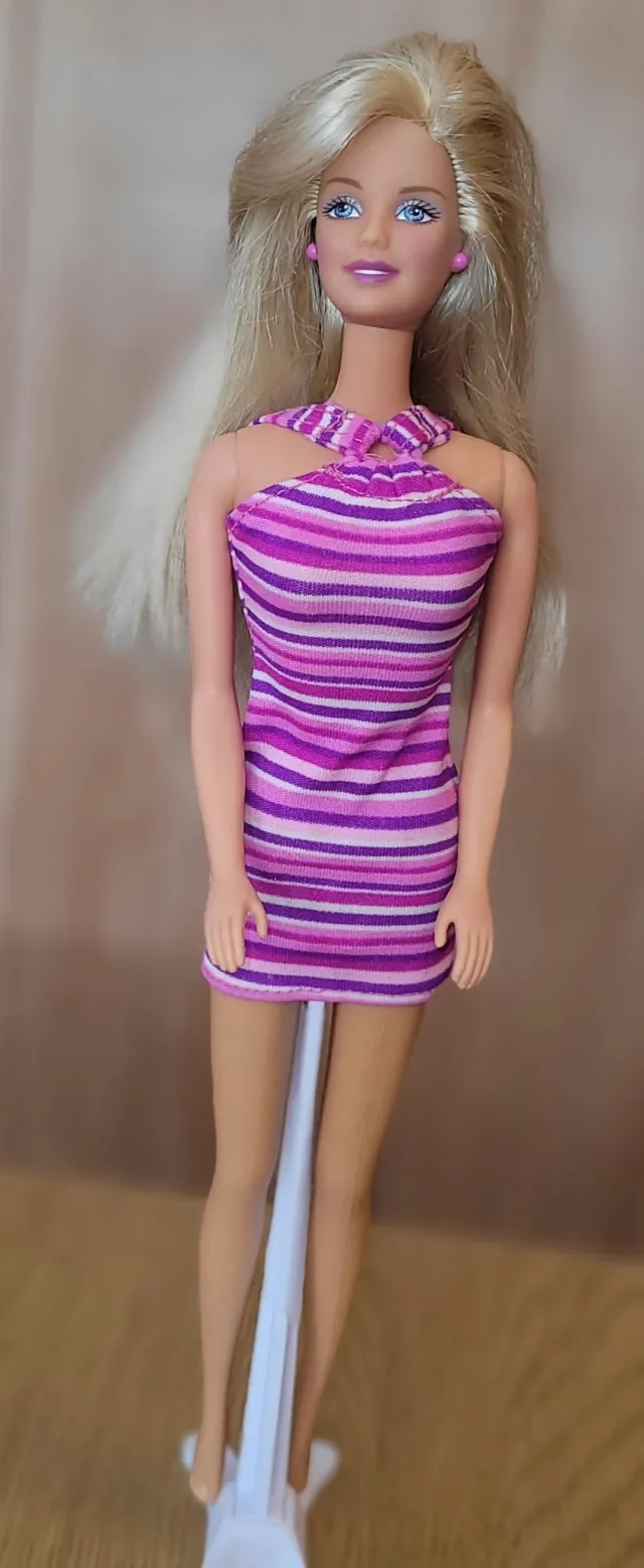 Barbie med stripete kjole 1999