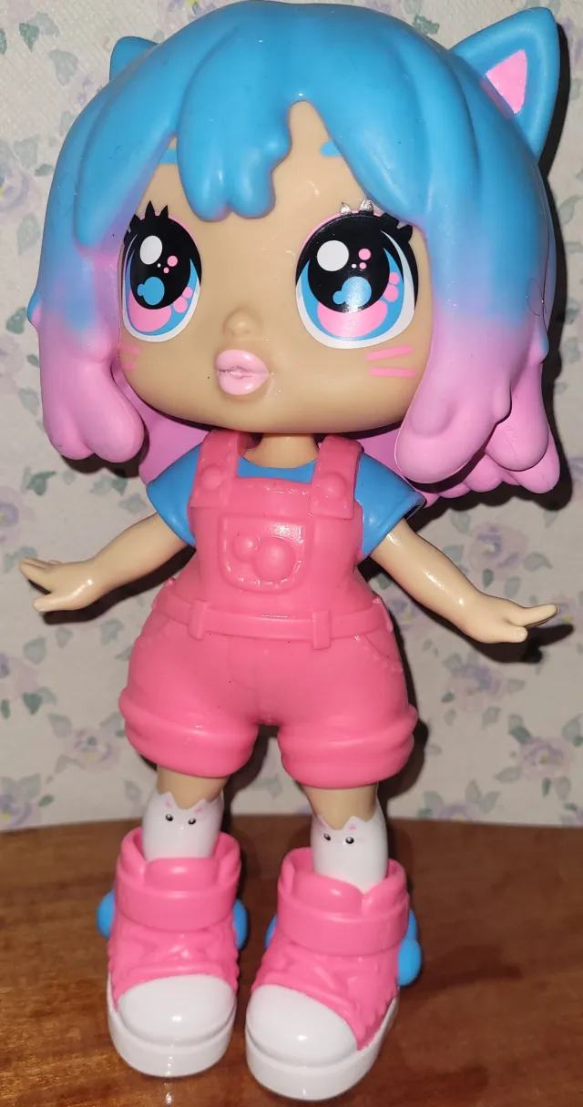 Bubble Trouble dukke 24cm