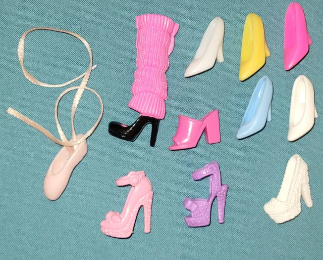 Barbie enslige dukkesko som søker make, tip-toe/høye hæler (Velg din variant)