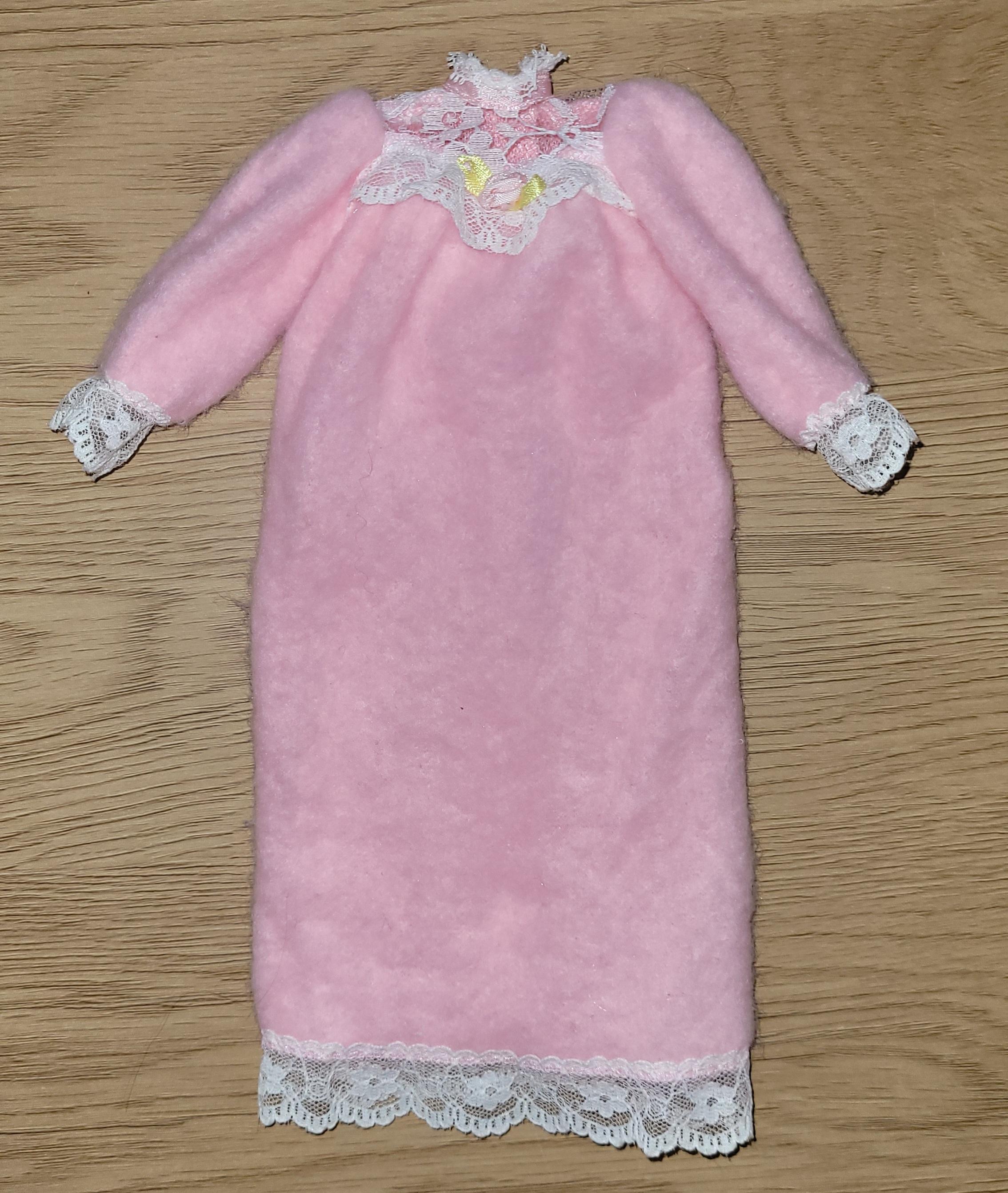 Barbie nattkjole "Bedtime Barbie" 1993