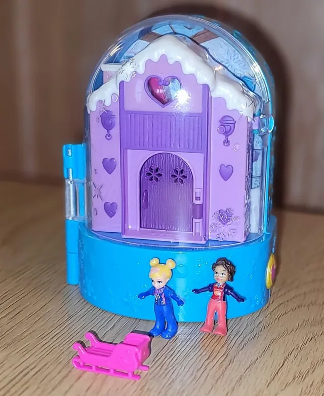 Polly Pocket liten lekekompakt med vintertema - misfarget på toppen