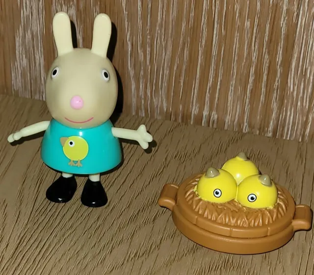 Peppa Gris - Rebecca Kanin med fuglerede