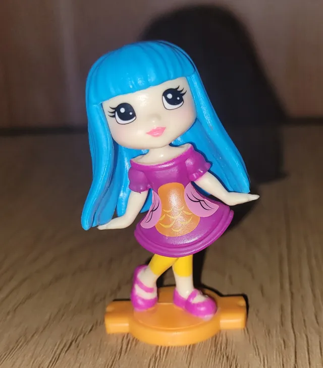 Party Popteenies "Mai"-dukke 5cm