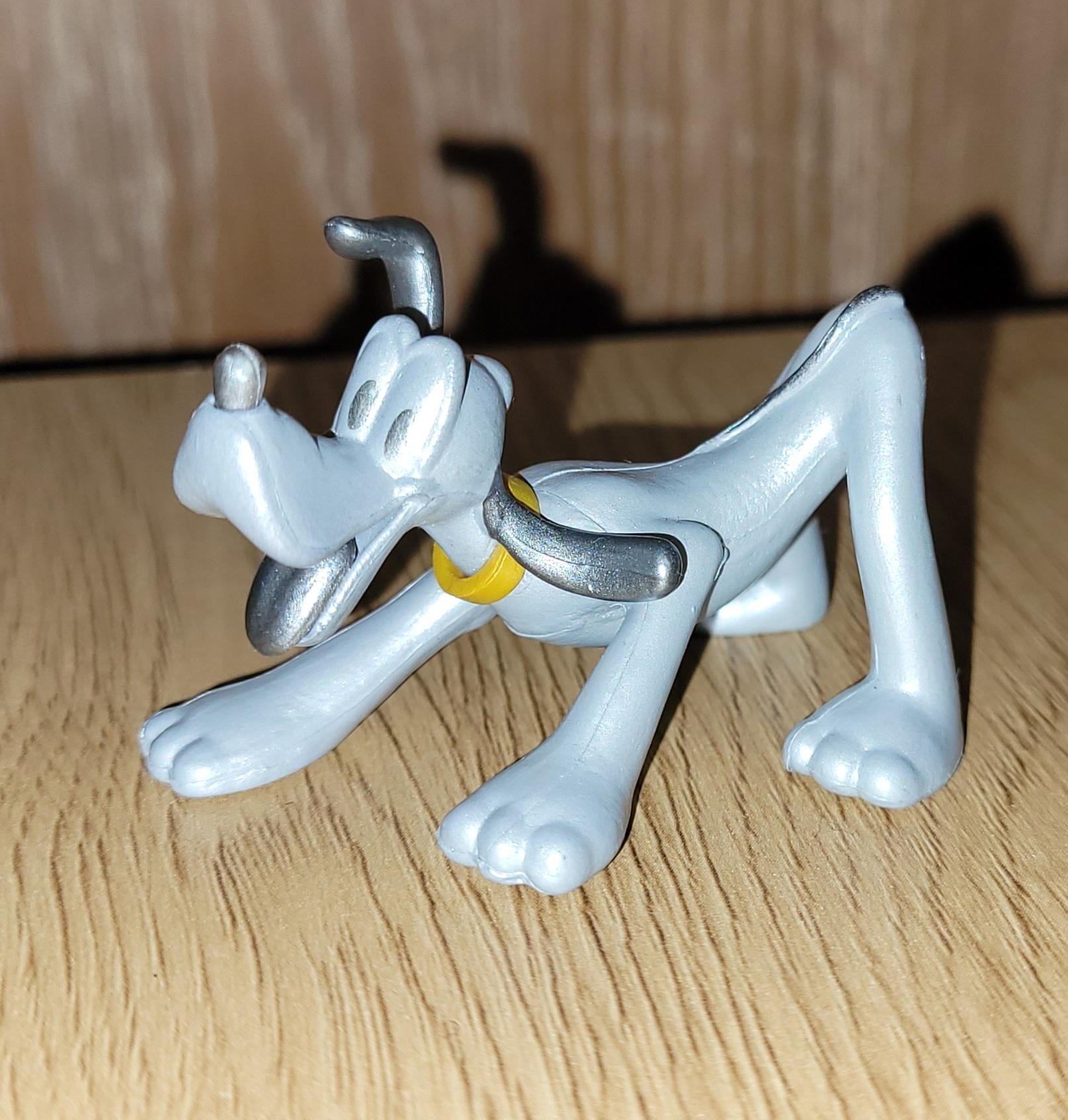 Pluto-figur, sølvfarget