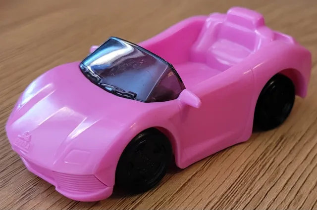 Barbie Extra Mini-bil 3cmx7.5cm