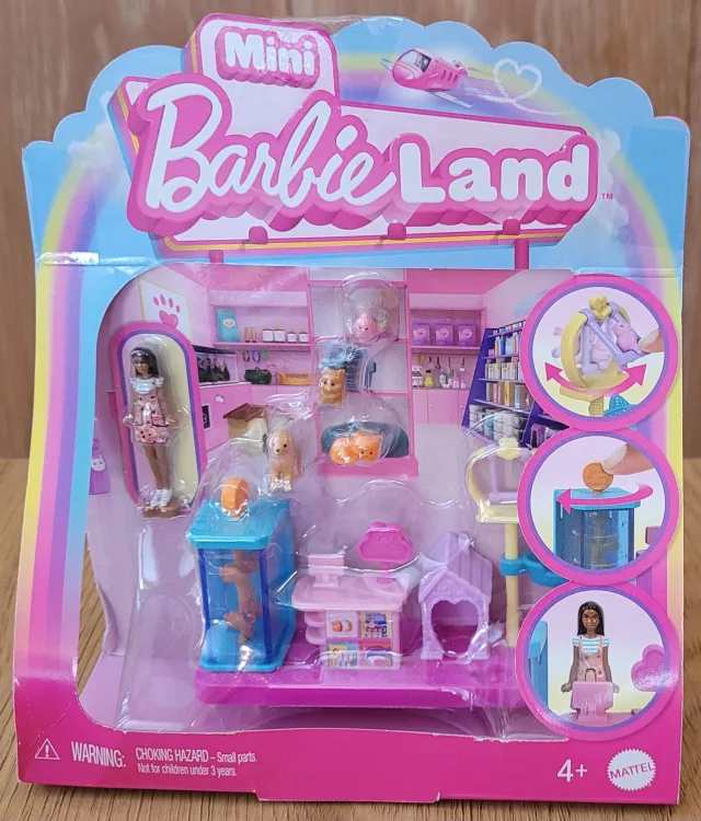 Mini Barbieland sett med dukke og dyrebutikk