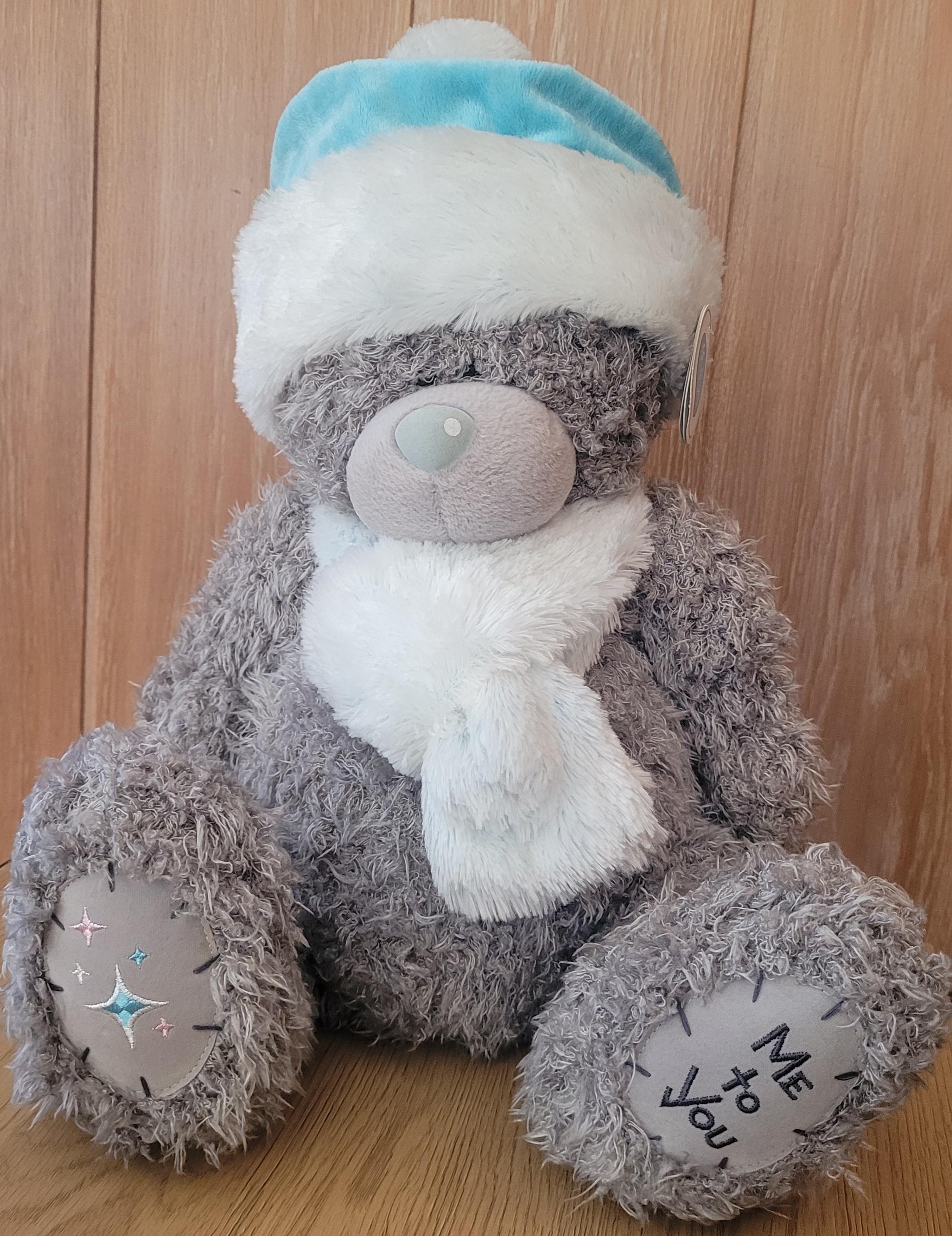 Tatty Teddy stor bamse med lue og skjerf