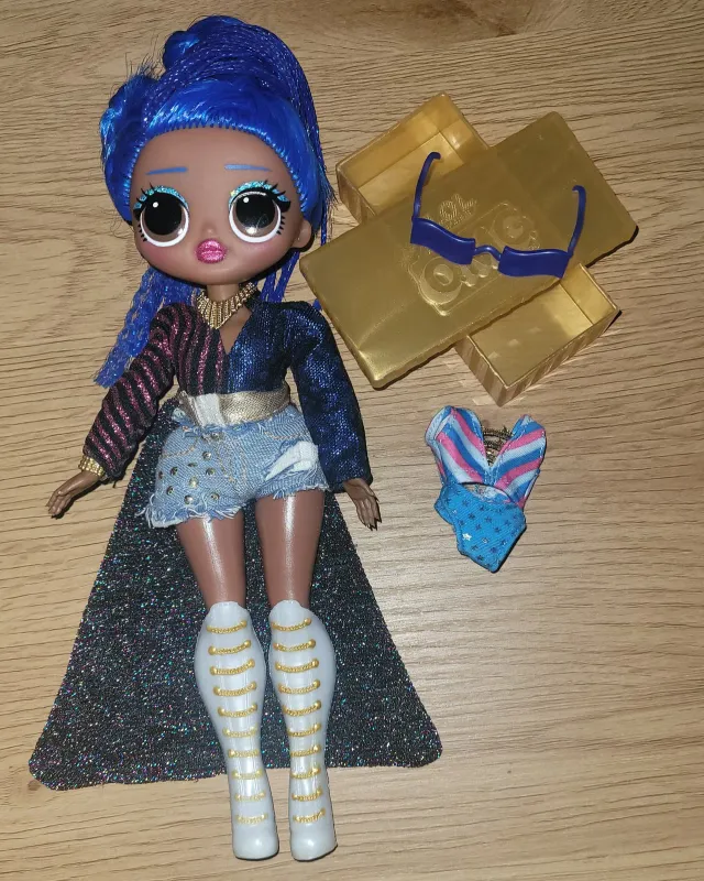 L.O.L OMG "Miss Independent"-dukke 24cm